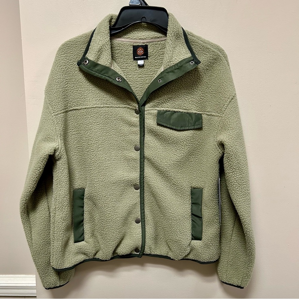 Mountain & Isles Sz XS Gravity Grey Gray Sherpa Fleece Button Front Jacket NWT